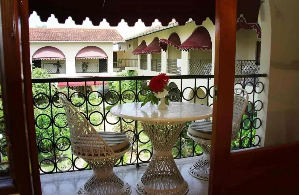 Negril Place 4-Star Resort With Pool Camp- Beach Access Appartement